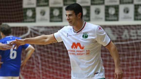 Бившият старши треньор на Левски Георги Иванов е останал много