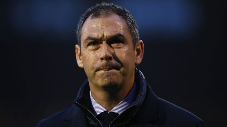 Втородивизионният английски футболен клуб Рединг уволни мениджъра на тима Пол