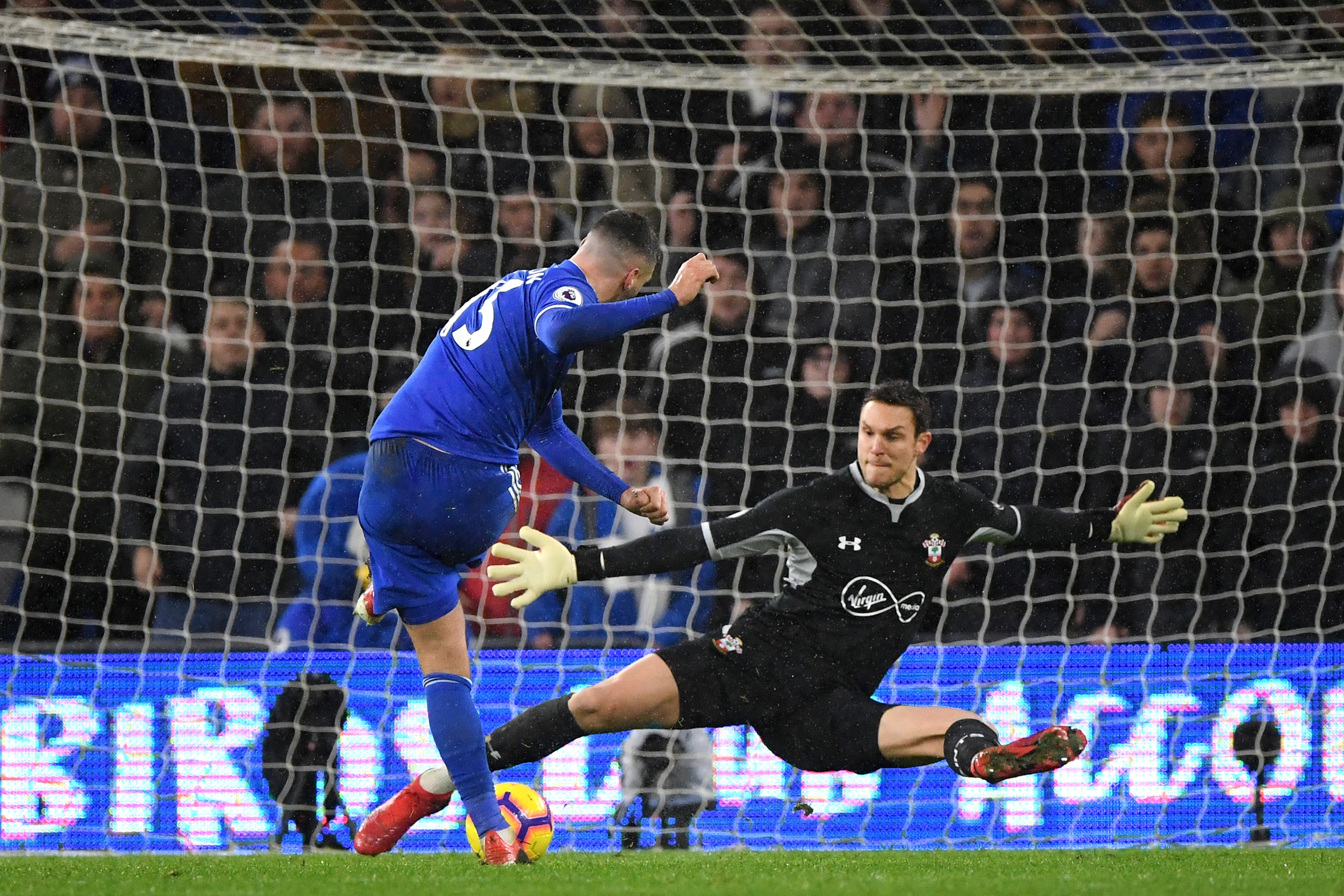 Първият мач на Ралф Хазенхутл начело на Саутхамптън завърши със