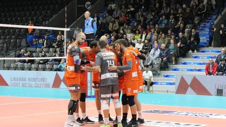 Мъжкият волейболен отбор на Дунав (Русе) записа трета победа в