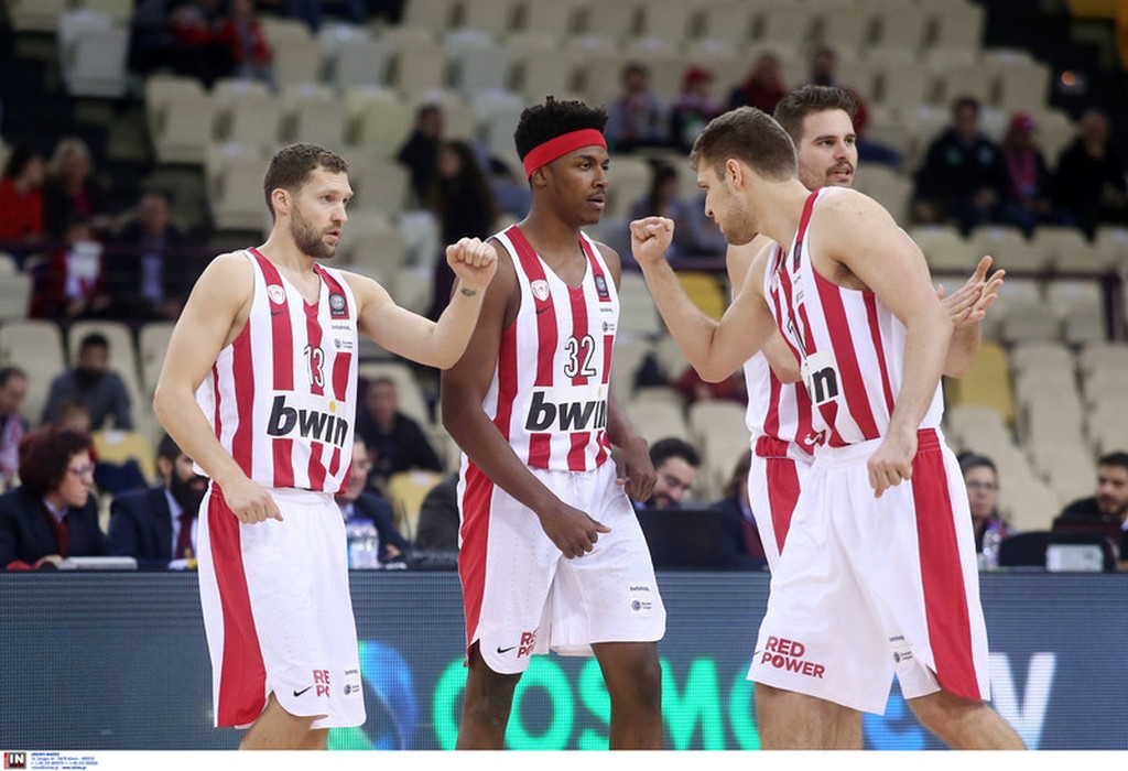 Олимпиакос разгроми гостуващия Ретимно с 84 60 27 20 22 15 19 8 16 17