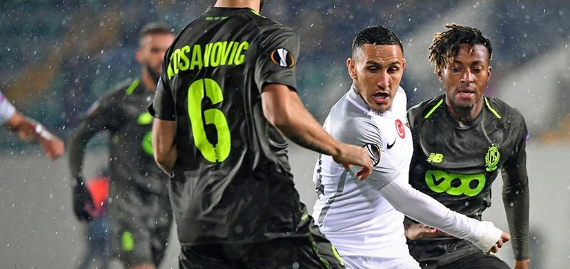 Отборите на Акхисарспор и Стандард Лиеж завършиха при резултат 0 0