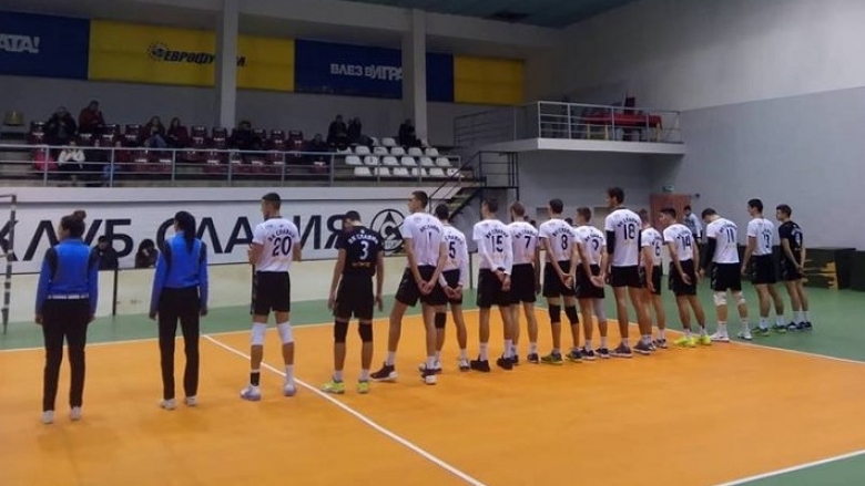 Волейболистите на Славия се класираха за четвъртия кръг в турнира
