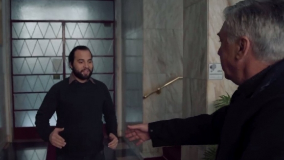 Наставникът на Наполи Карло Анчелоти си взе кратка почивка от