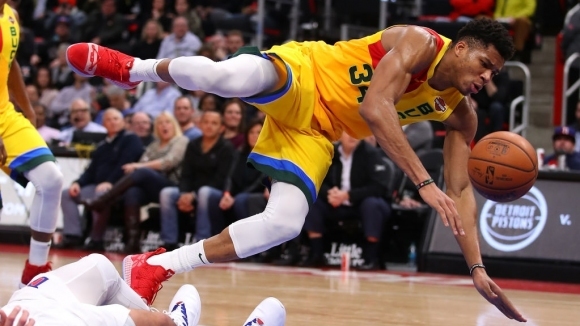 Янис Адетокумбо преодоля лошия старт и намери правилния ритъм след