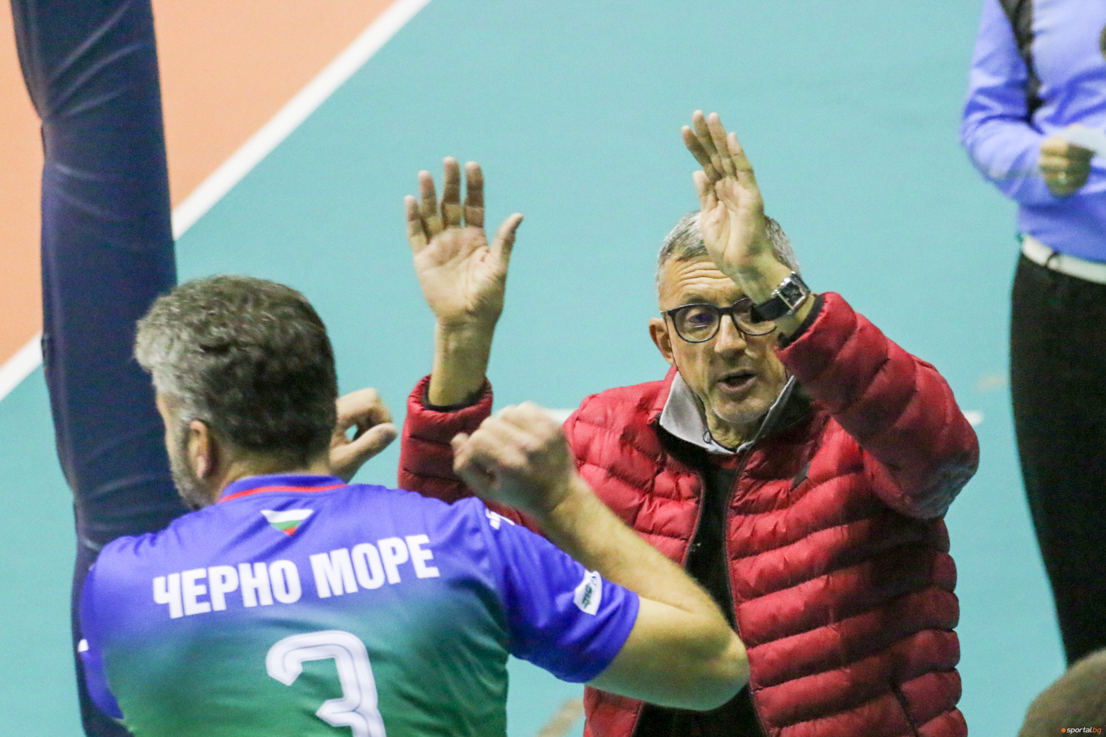 Маратон от седем мача от четвърти кръг на Купата на