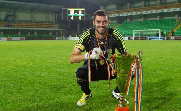 Вратарят Георги Георгиев напуска със сигурност Верея Стражът игра през