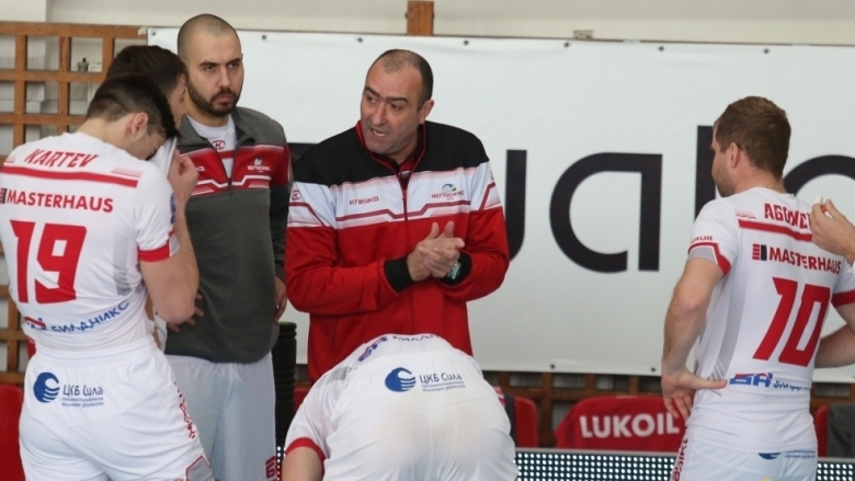 Отборът на Нефтохимик 2010 Бургас гостува днес на Пирин Разлог