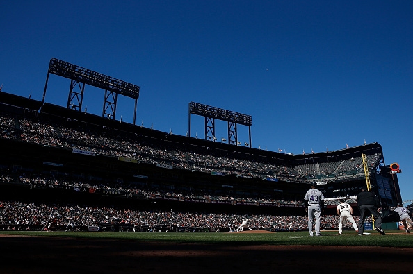 Сагата на Оуклънд около преместването в Лас Вегас придоби нова