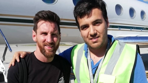 Суперзвездата на Барселона Лионел Меси вече е в родината си