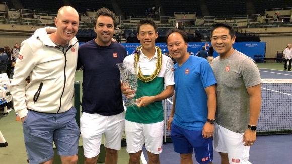 Японецът Кей Нишикори и белгийката Елизе Мертенс спечелиха титлите на