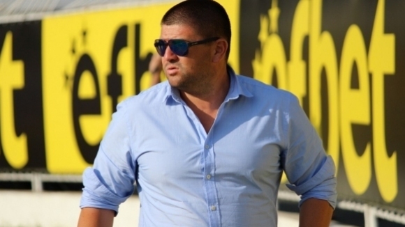 Нов спортен директор ще работи в Нефтохимик от началото на