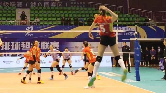 Волейболната националка Добриана Рабаджиева и нейният Гуанджоу Евъргранд завършиха 2018 а