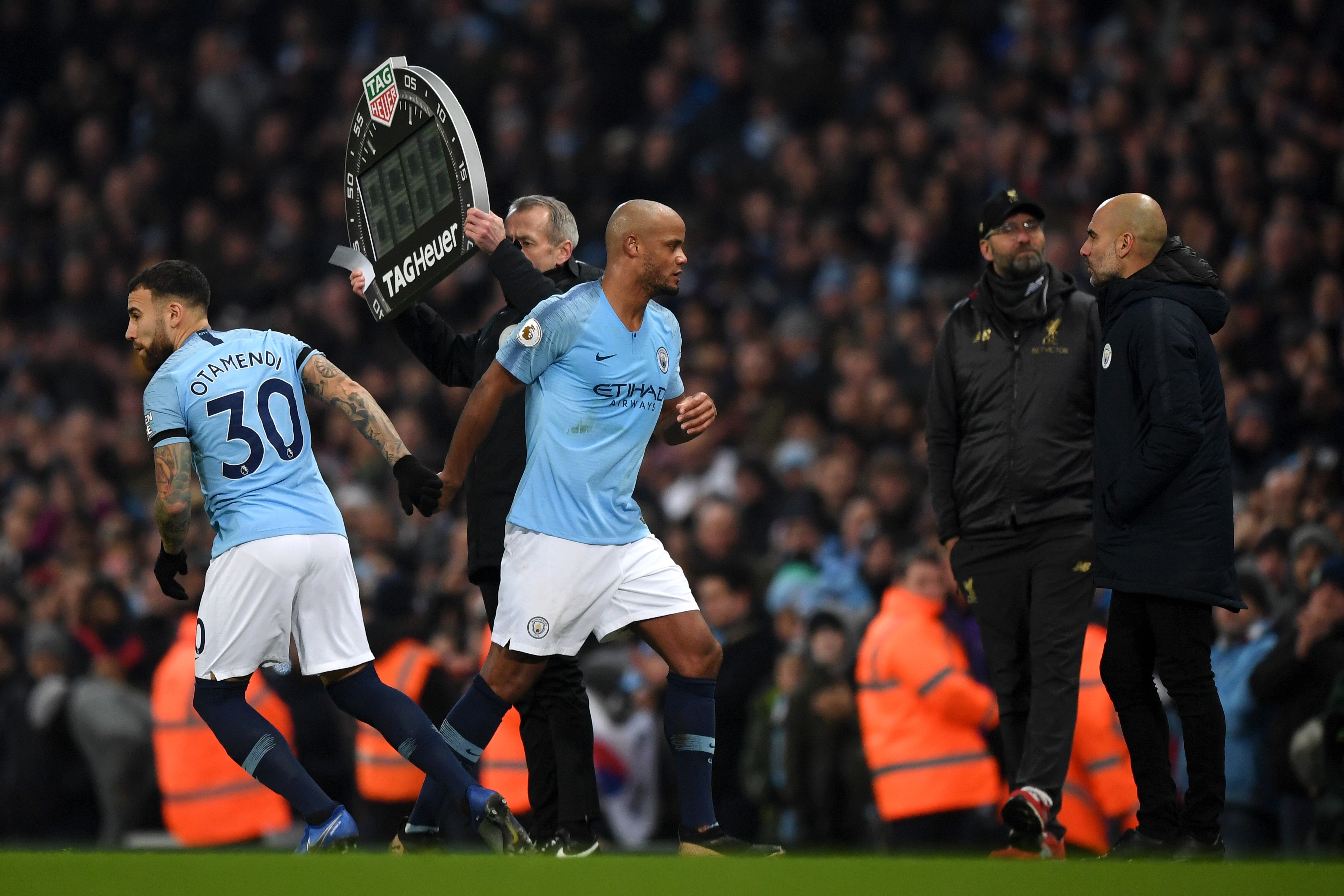 Не толкова резултатът а играта на Манчестър Сити е особено