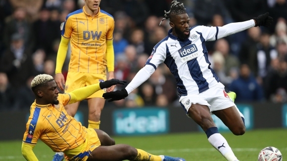 Отборът на Уест Бромич Албиън преодоля третия кръг на ФА