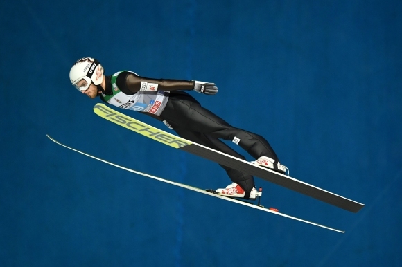Българският състезател в ски скока Владимир Зографски се класира на 25 о