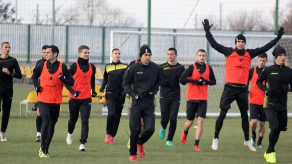 Отборът на Ботев Пловдив стартира днес зимната си подготовка Канарчетата