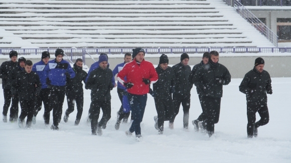 Първата си тренировка за новата година направиха футболистите на Етър