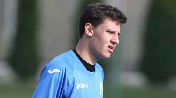 Халфът Стефан Аличков ще e поредният футболист който си тръгва