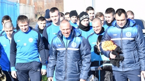 Намиращият се в Трета лига отбор на Черноморец Бургас започна