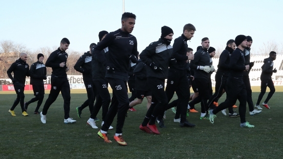 Юношата на Манчестър Сити Вато Куате бе отпратен набързо от