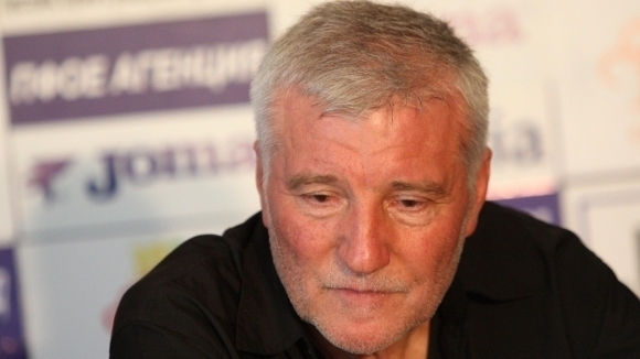 Третодивизионният футболен клуб Оборище Панагюрище ще изиграе седем контроли по