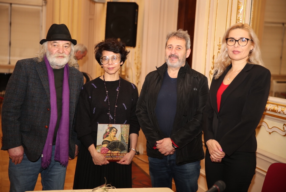 Силен интерес предизвика представянето на Каталога към изложбата Колекция Боян
