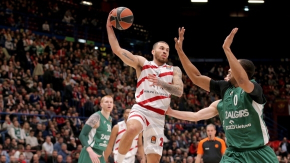 В Милано местният Олимпия надигра с 80 70 полуфиналиста от последното