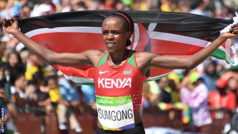 Олимпийската шампионка в маратона Джемима Сумгонг Кения беше наказана за