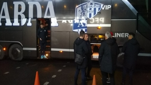 Рано тази сутрин отборът на Арда замина за Анталия На