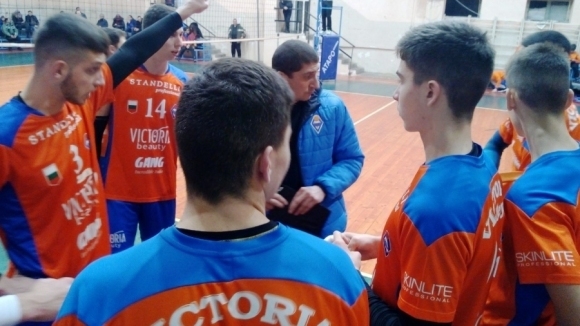 Отборът на Виктория Волей Пловдив постигна втора поредна победа за