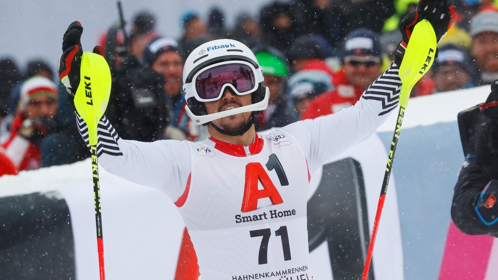 Алберт Попов се завръща на пистата за старт от Световната