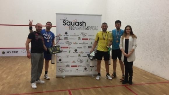 Най голямата скуош лига в България за любители Squash League