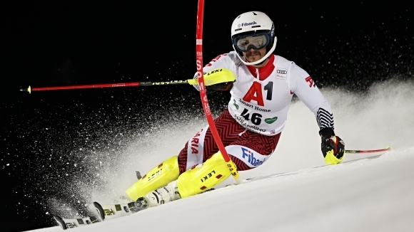 Новата сензация в алпийските ски Алберт Попов направи поредно феноменално