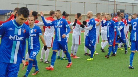 Отборът на Струмска слава победи с 2 0 Добруджа в контрола