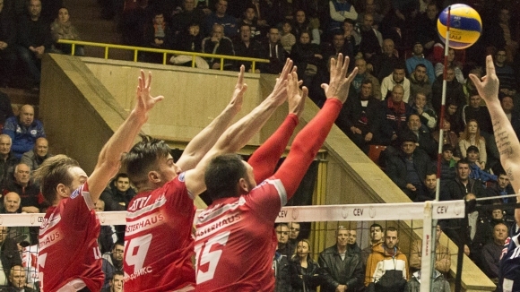 Шампионите от Нефтохимик Бургас победиха като гост Миньор с 3 0