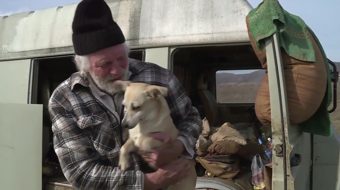 25 000 евро за бедстващия у нас легендарен холандски боксьор