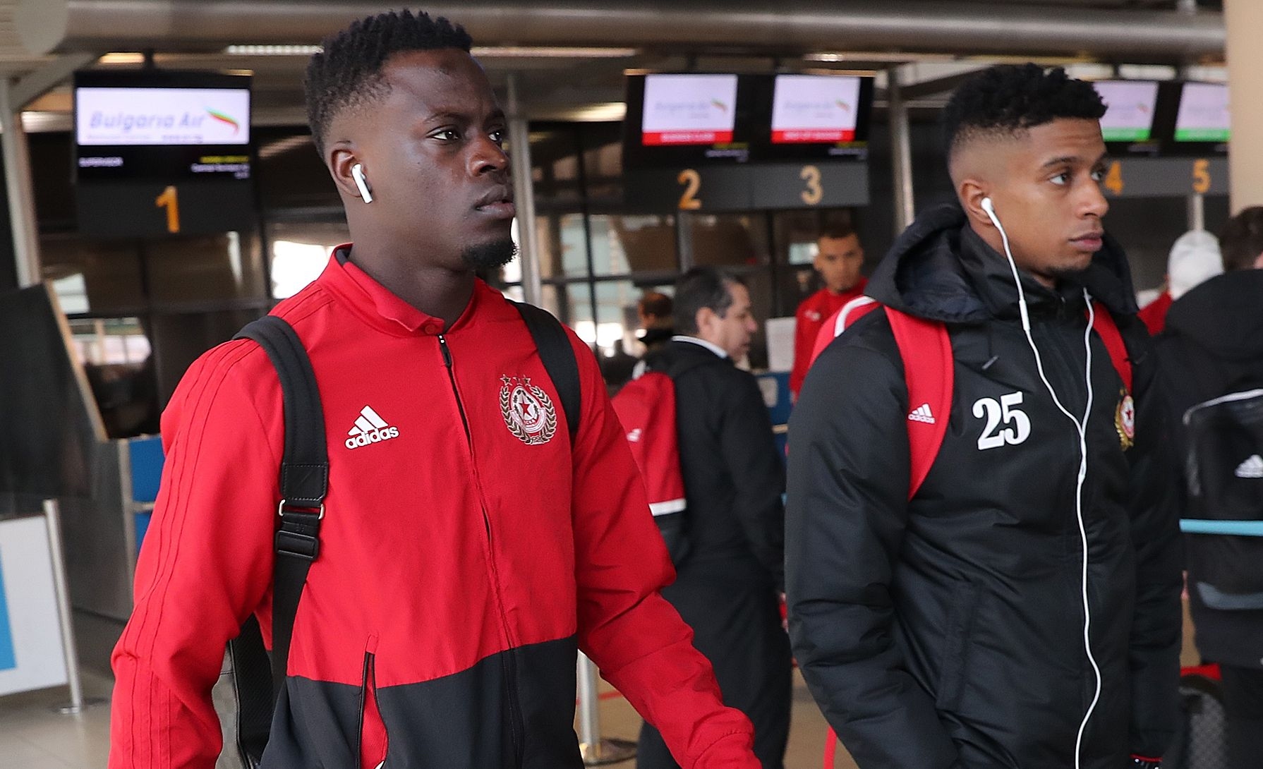 Футболистите не обичат зимните лагери но покрай изтощитените тренировки в