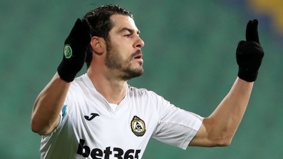 Националът на България Галин Иванов направи своя окончателен избор Крилото