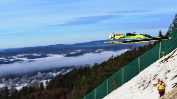 Австрия спечели отборното състезание от Световната купа по ски скок на