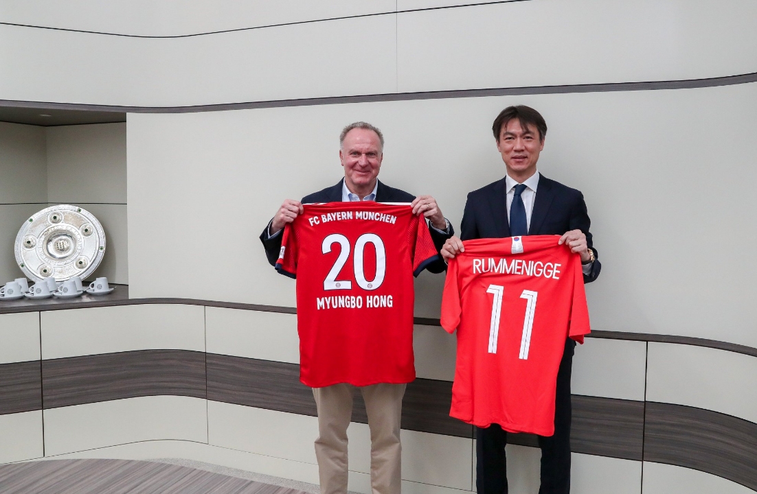 Германският гранд Байерн Мюнхен сключи договор за партньорство с Футболната