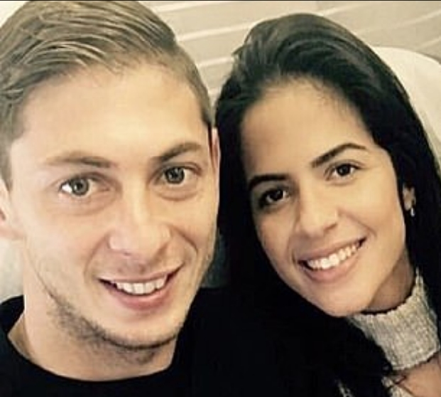 31 годишна брозилска волейболистка твърди че е имала тайна връзка със