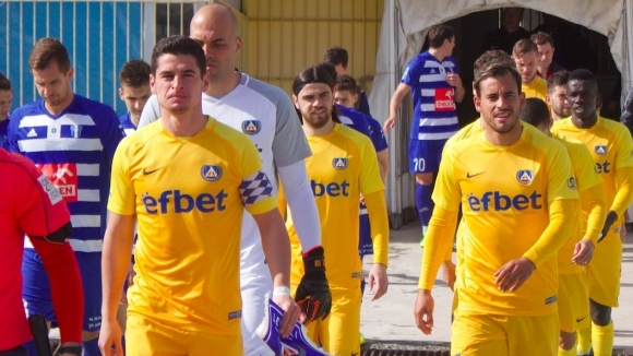 Ръководството на Левски изплати забавената заплата на своите играчи научи