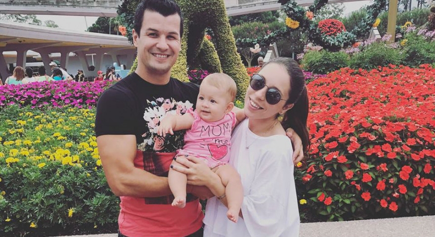 Мика Стоичкова окончателно е разтрогнала годежа си с Айкут Рамадан