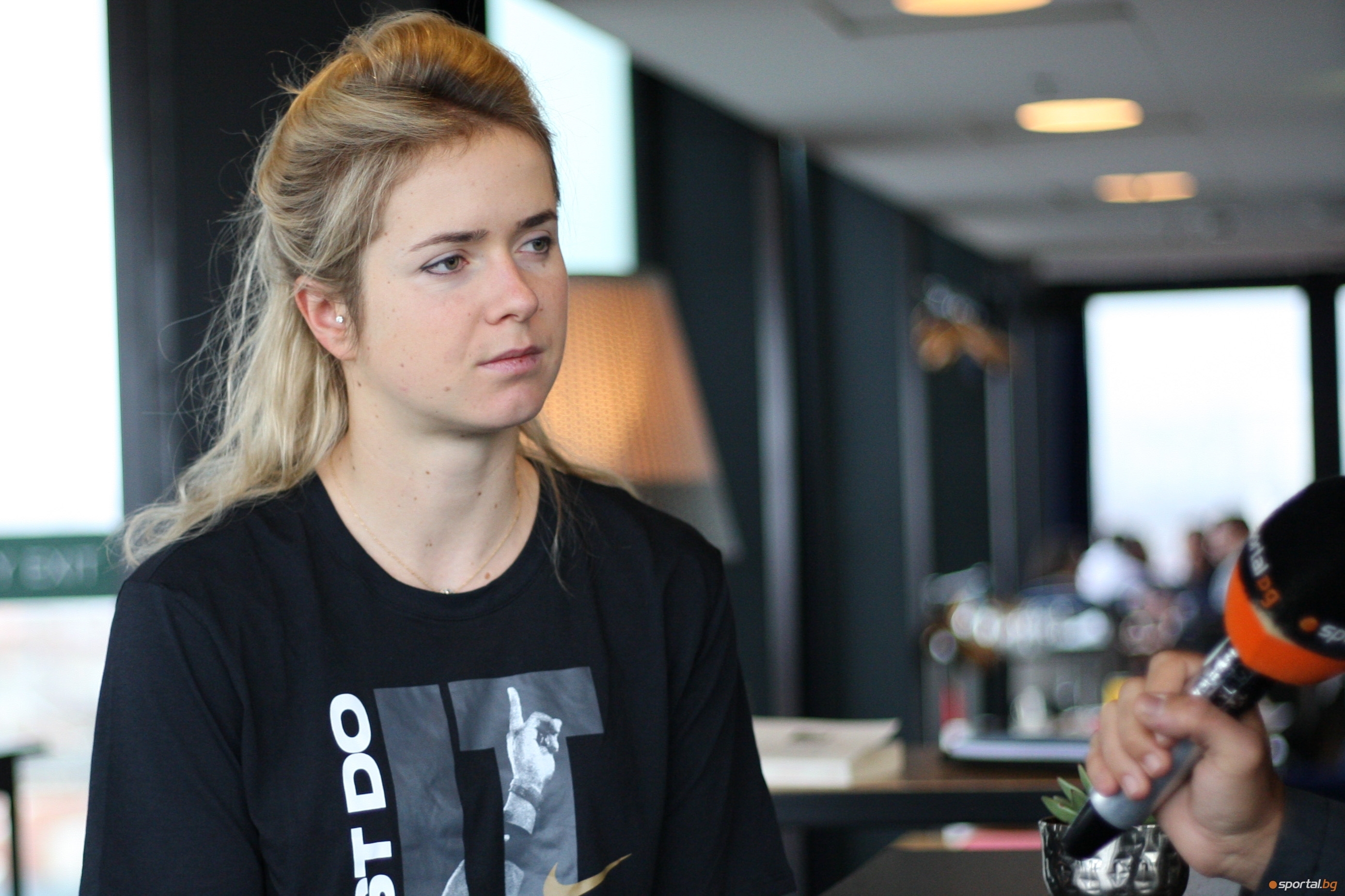 Украинската тенис звезда Елина Свитолина говори ексклузивно за предаването Код