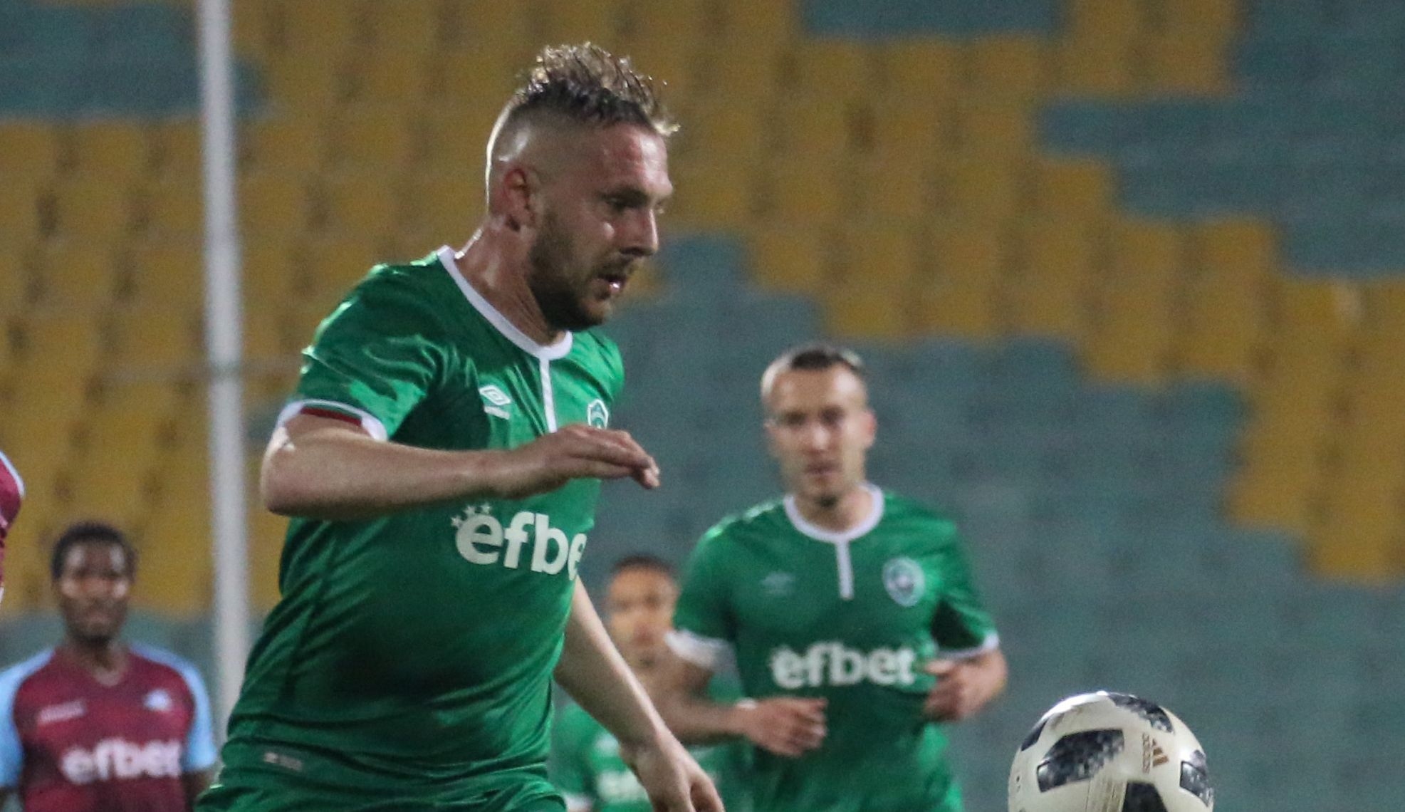 Централният защитник на Лудогорец Козмин Моци ще се върне в