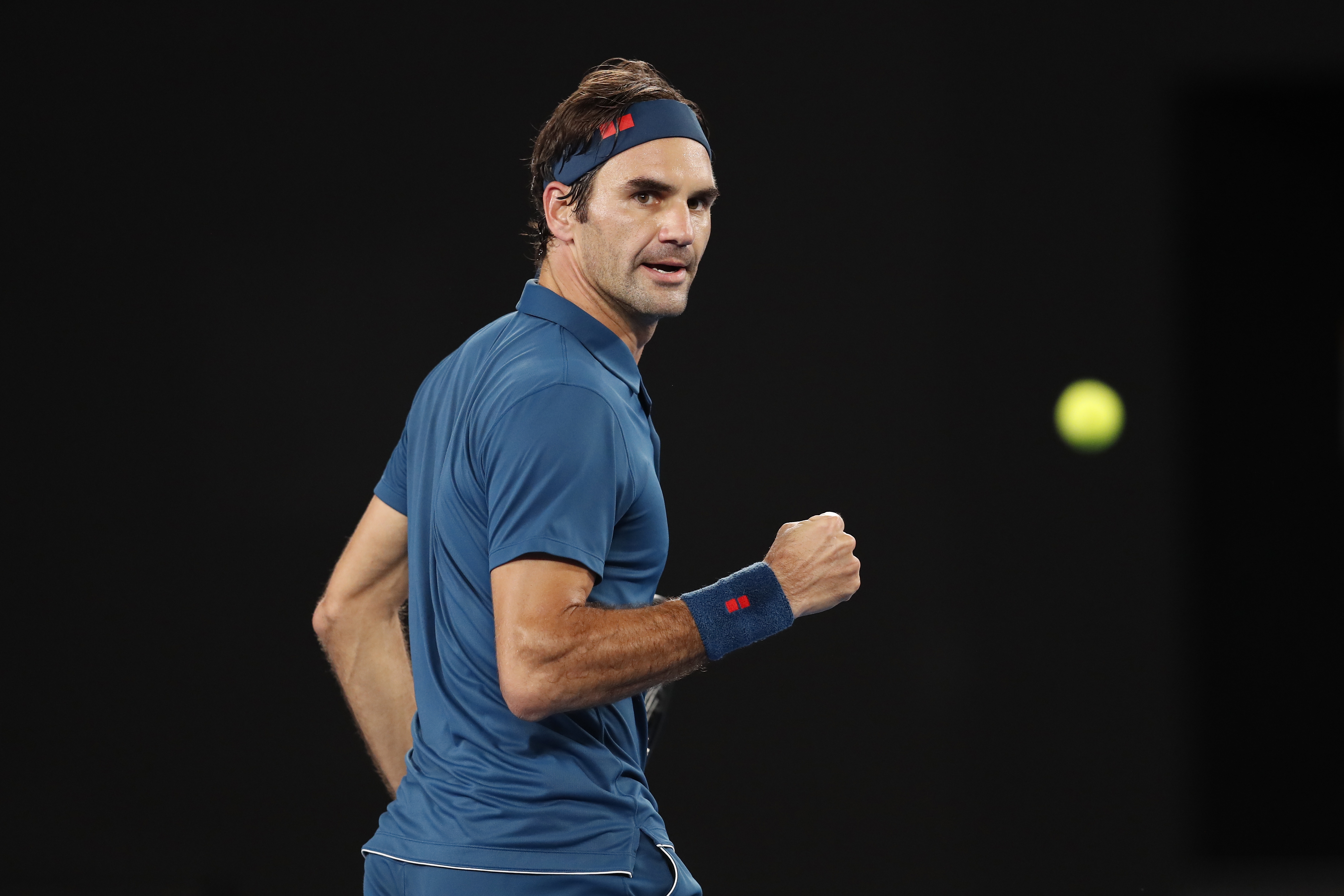 Седемкратният шампион Роджър Федерер Швейцария стартира с победа на турнира