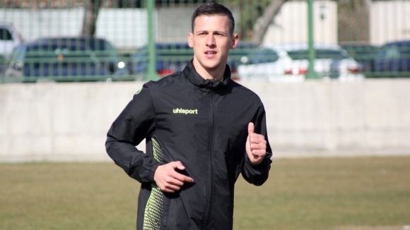 Александър Тонев направи първата си тренировка с екипа на Ботев