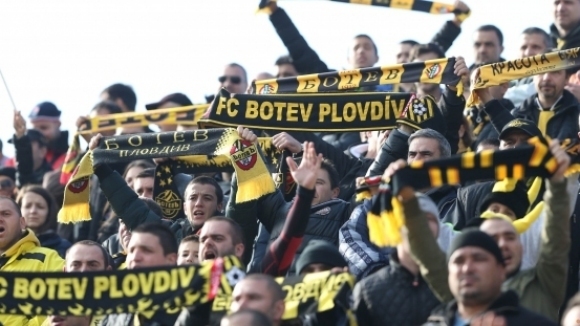 Отборът на Ботев (Пловдив) се изправя срещу Дунав (Русе) в