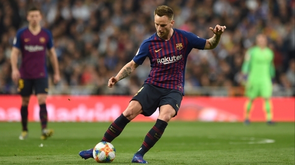 Хърватският полузащитник на Барселона Иван Ракитич сложи край на спекулациите